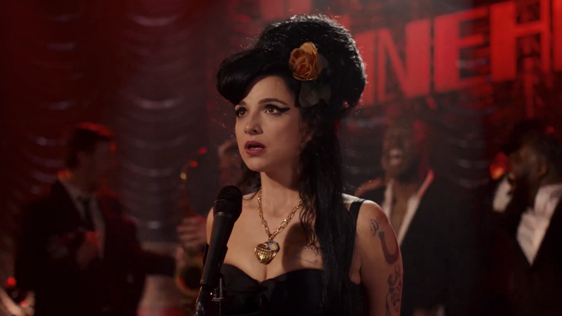Ya es oficial el trailer de la biopic sobre Amy Winehouse