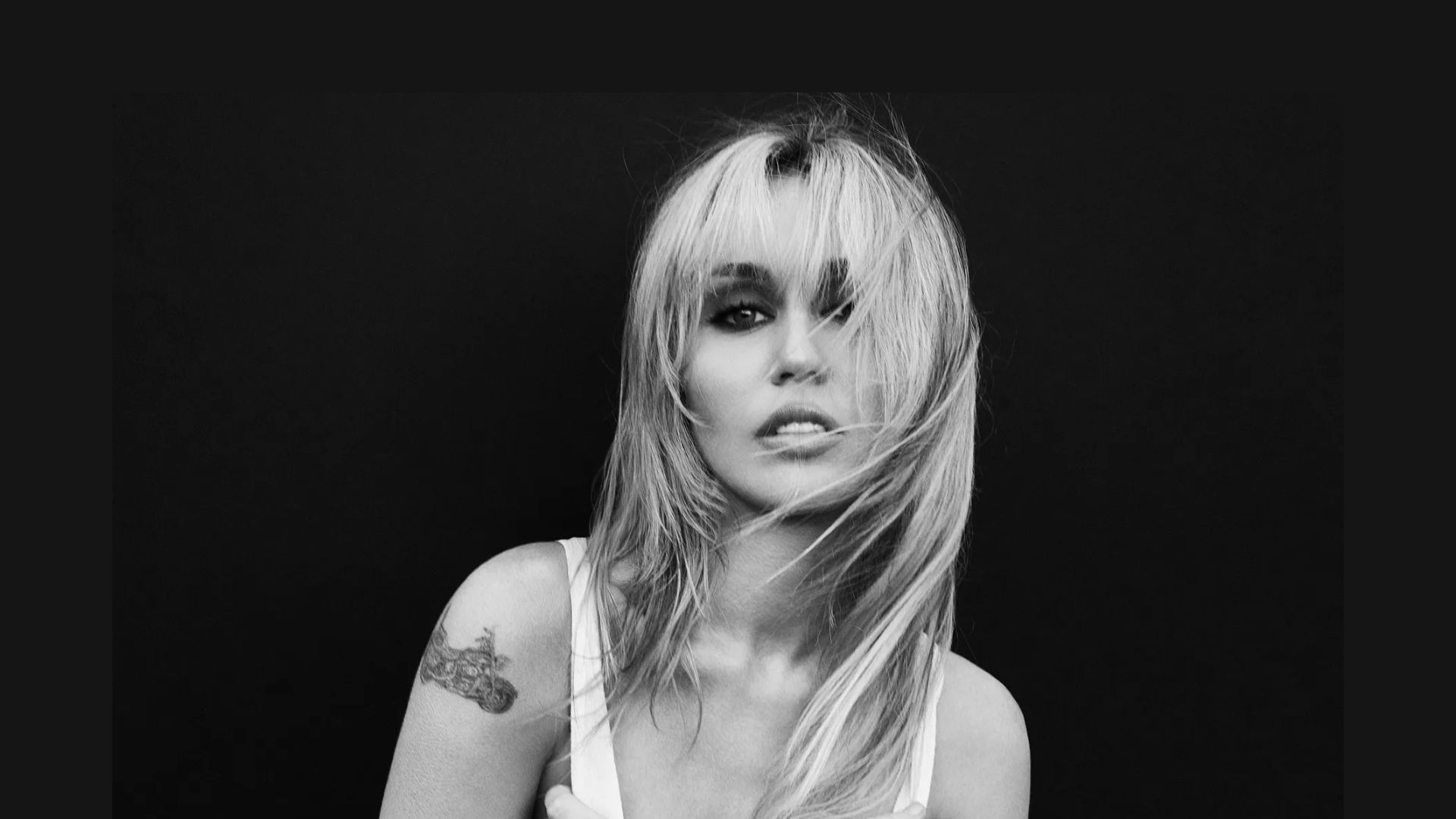 Del número 1 al 157: así se desplomó el nuevo álbum de Miley Cyrus