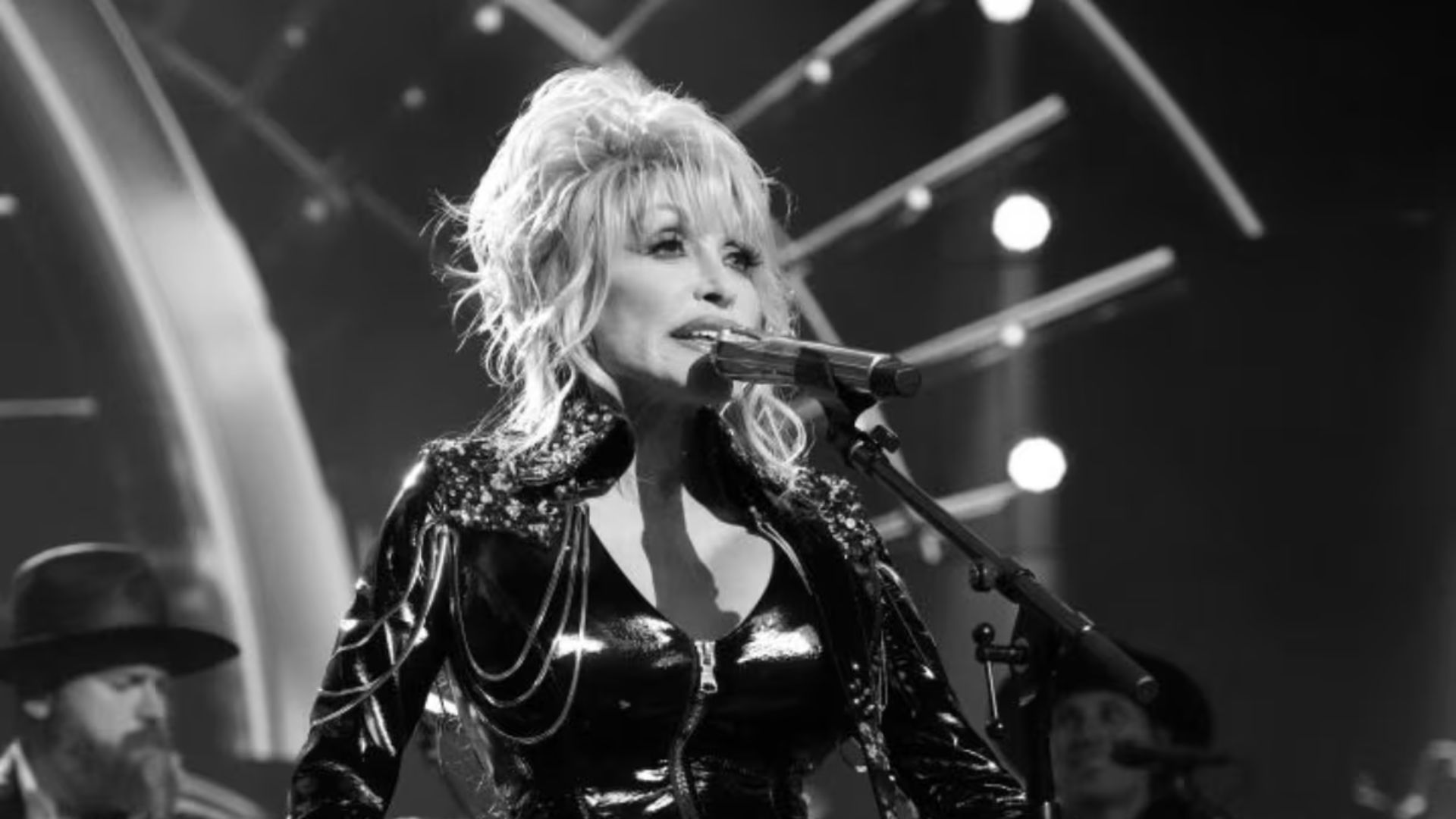 Dolly Parton dejó una canción inédita para su cumpleaños 100: se podrá escuchar en 2046