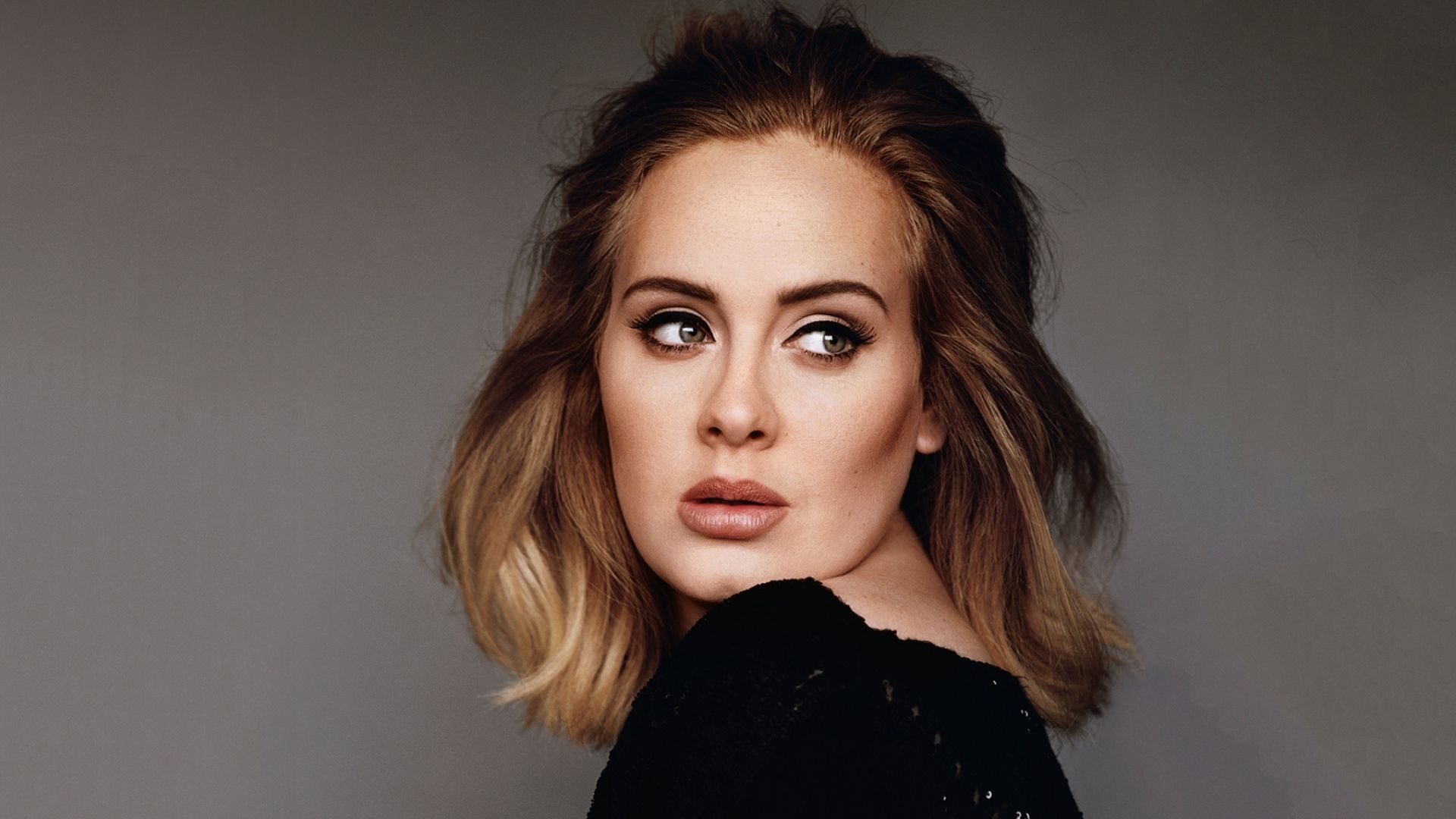 Adele podría protagonizar el show de medio tiempo del Súper Bowl XV