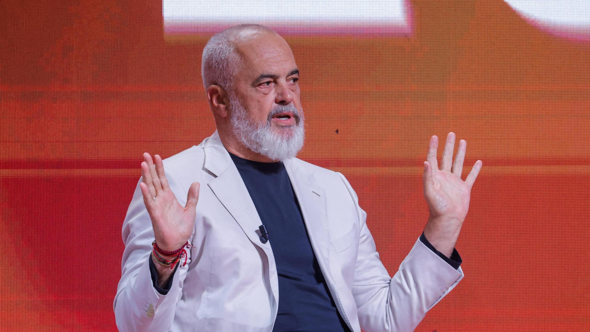 Para combatir la corrupción, en Albania crearon a una ministra por medio de IA