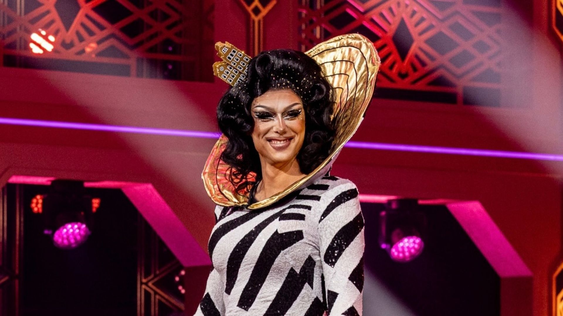 Armin van Buuren sorprendió al aparecer como drag queen